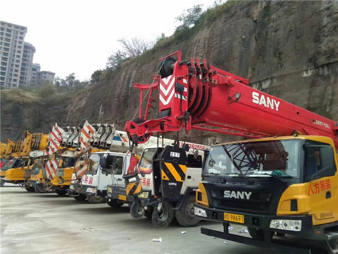 思茅区吊车出租按什么计费？台班费、单次费、里程费怎么算？